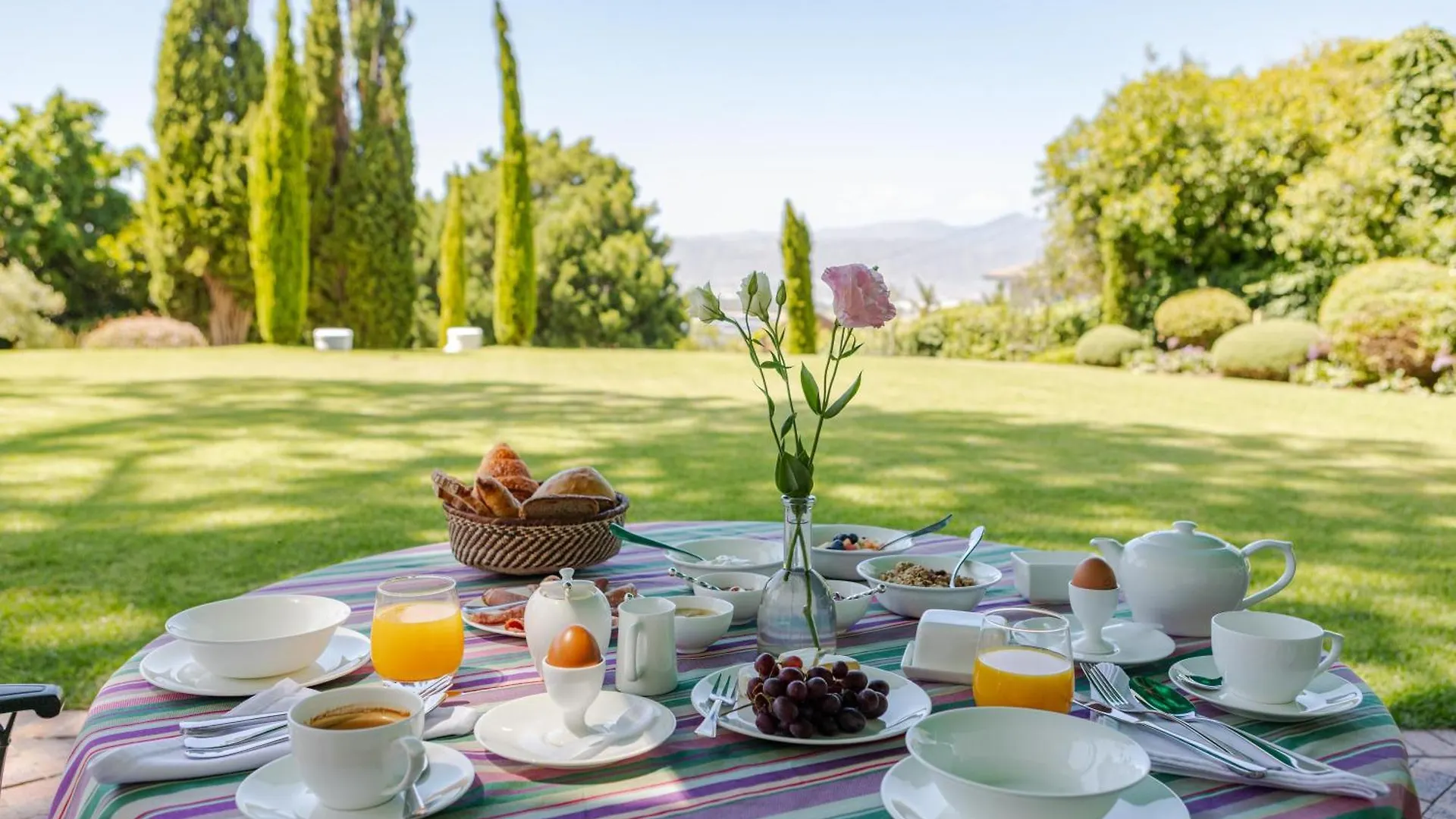 The Helderview Luxury Suites Somerset West Guest house