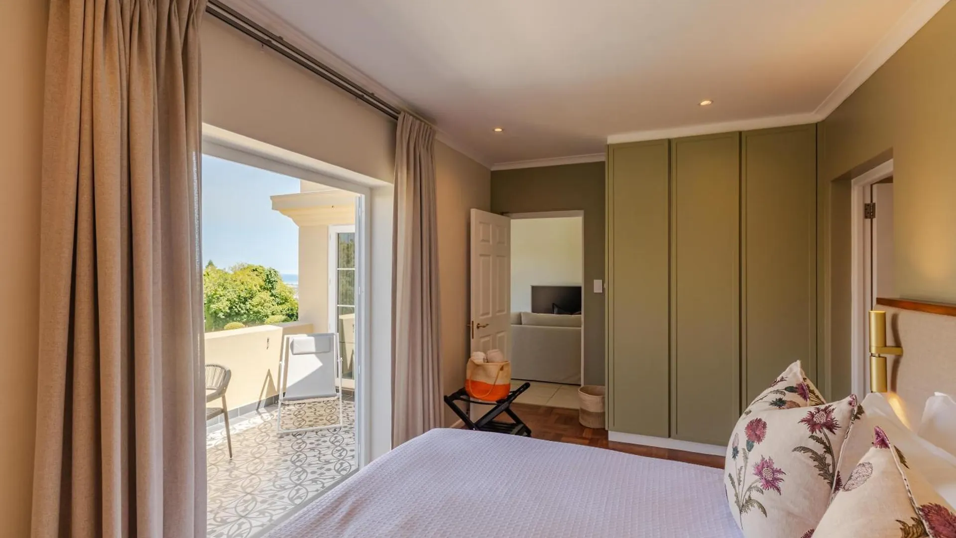 The Helderview Luxury Suites Somerset West 0*,