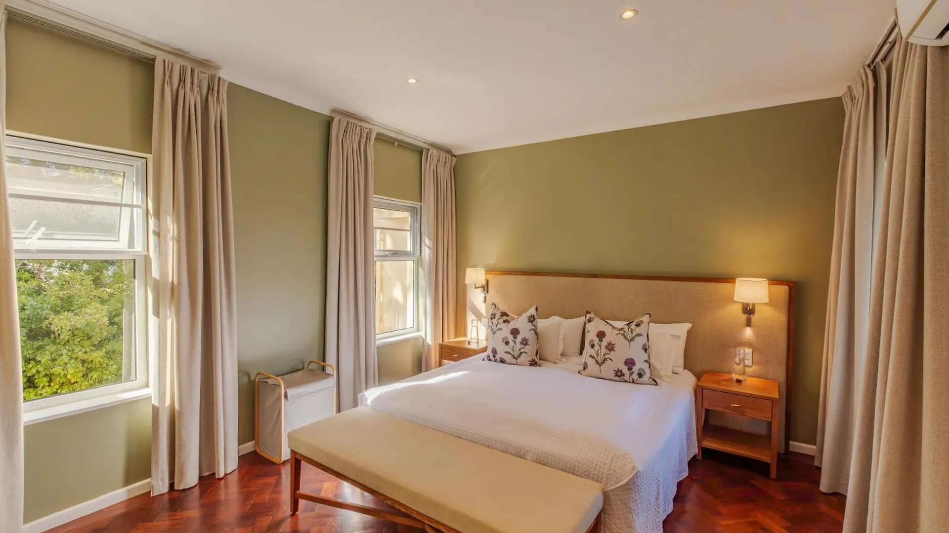 The Helderview Luxury Suites Somerset West 0*,  South Africa