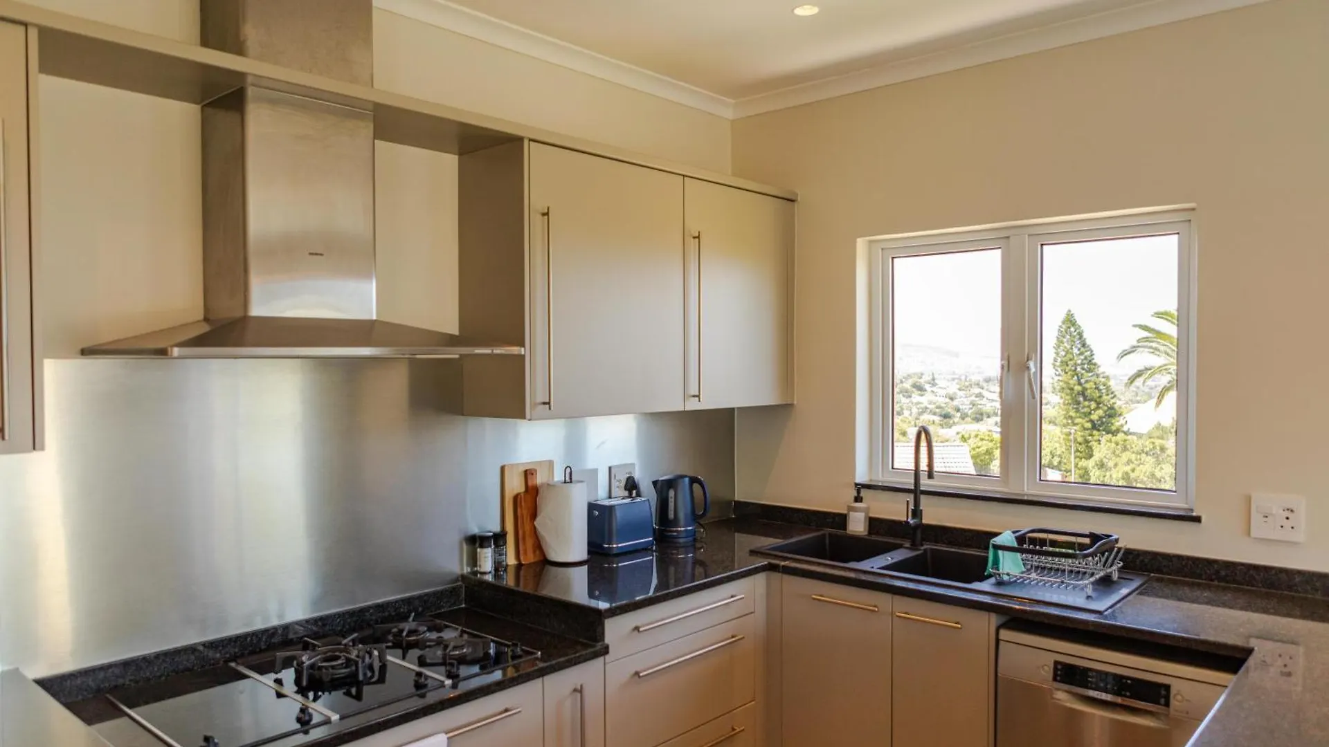 The Helderview Luxury Suites Somerset West