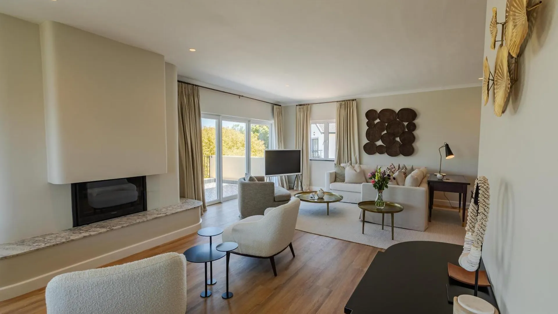 The Helderview Luxury Suites Somerset West Guest house