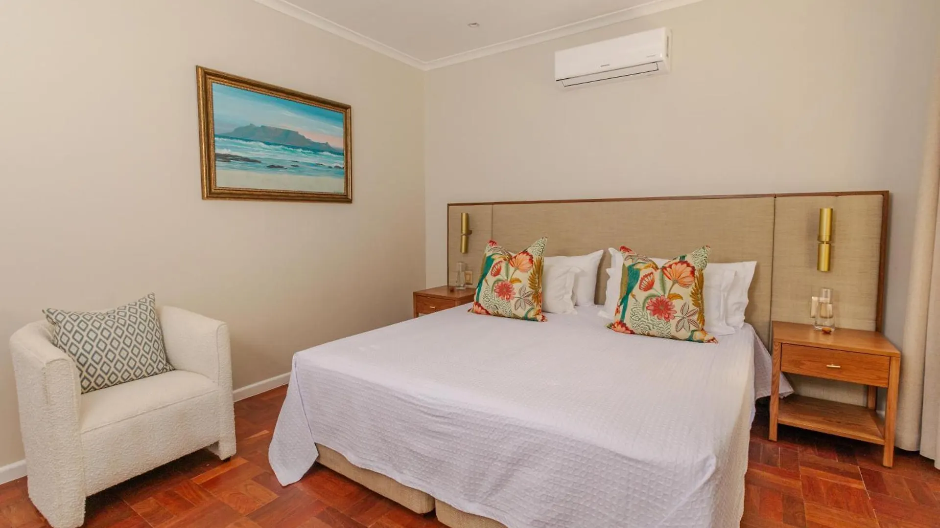 Guest house The Helderview Luxury Suites Somerset West South Africa
